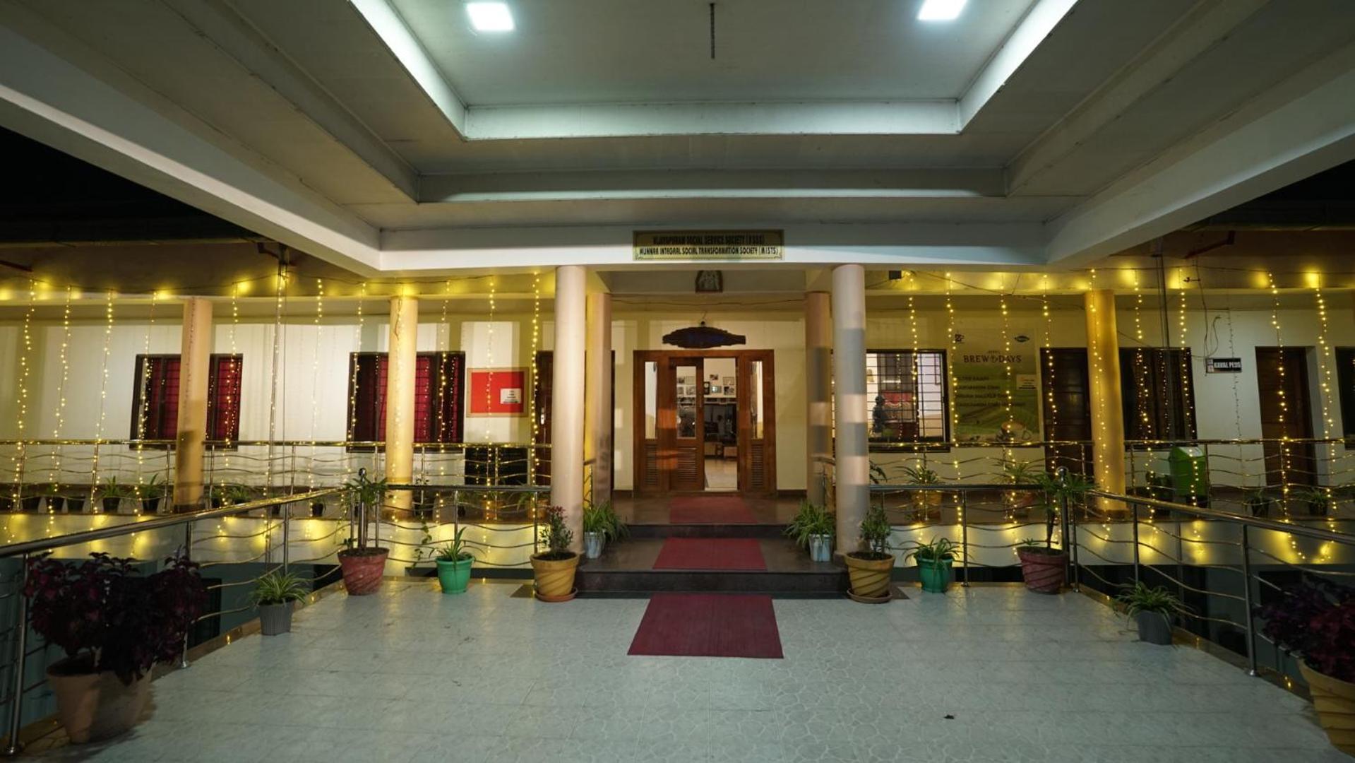 Hotel Ac Mist Munnar Esterno foto