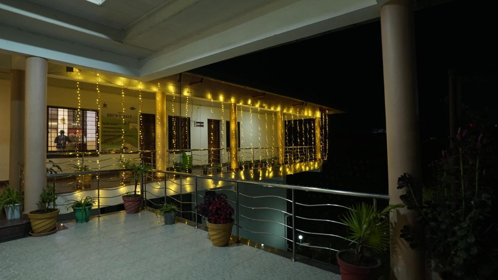 Hotel Ac Mist Munnar Esterno foto