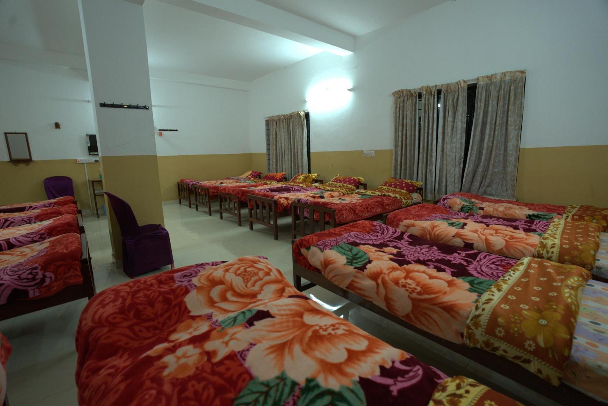 Hotel Ac Mist Munnar Esterno foto