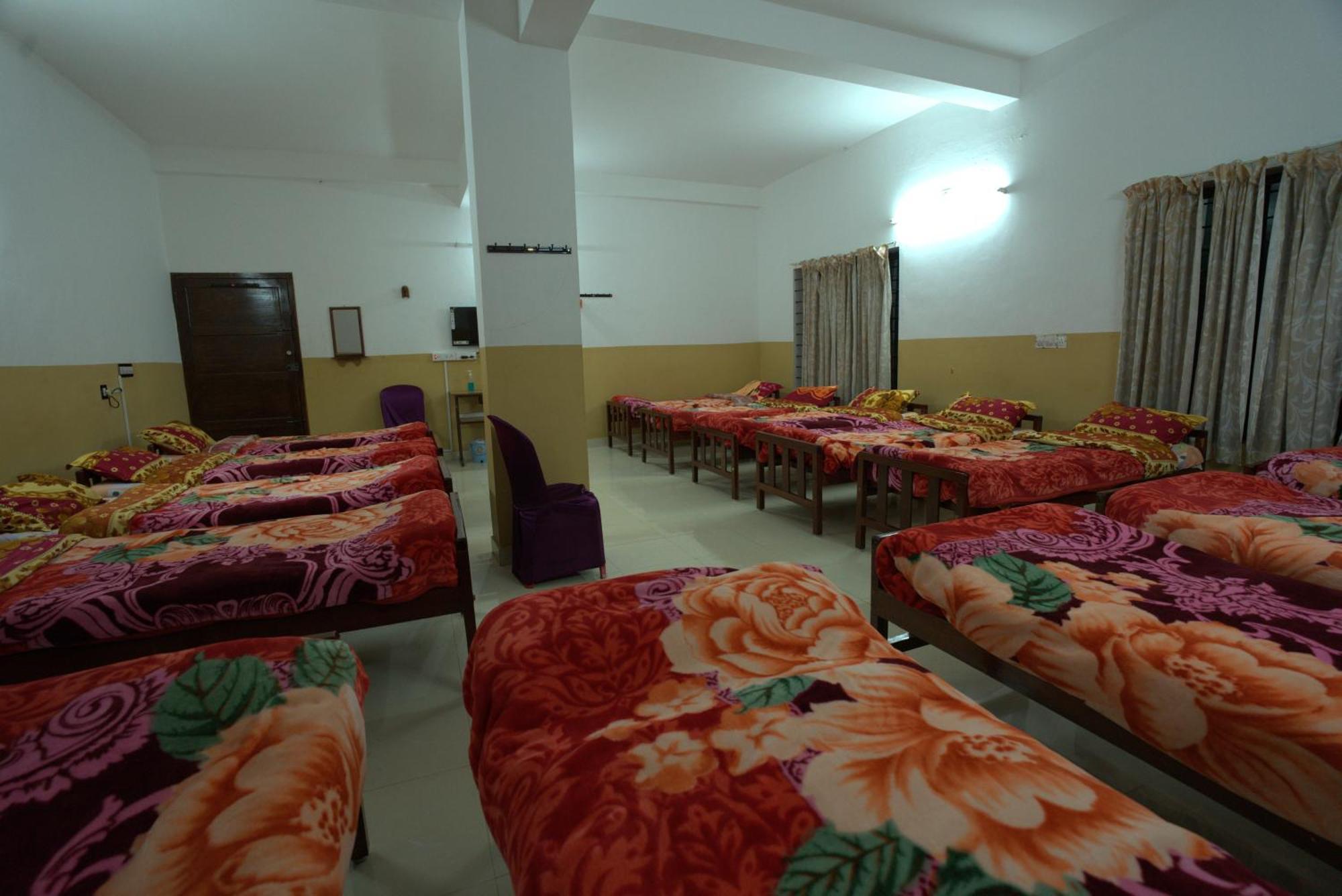 Hotel Ac Mist Munnar Esterno foto