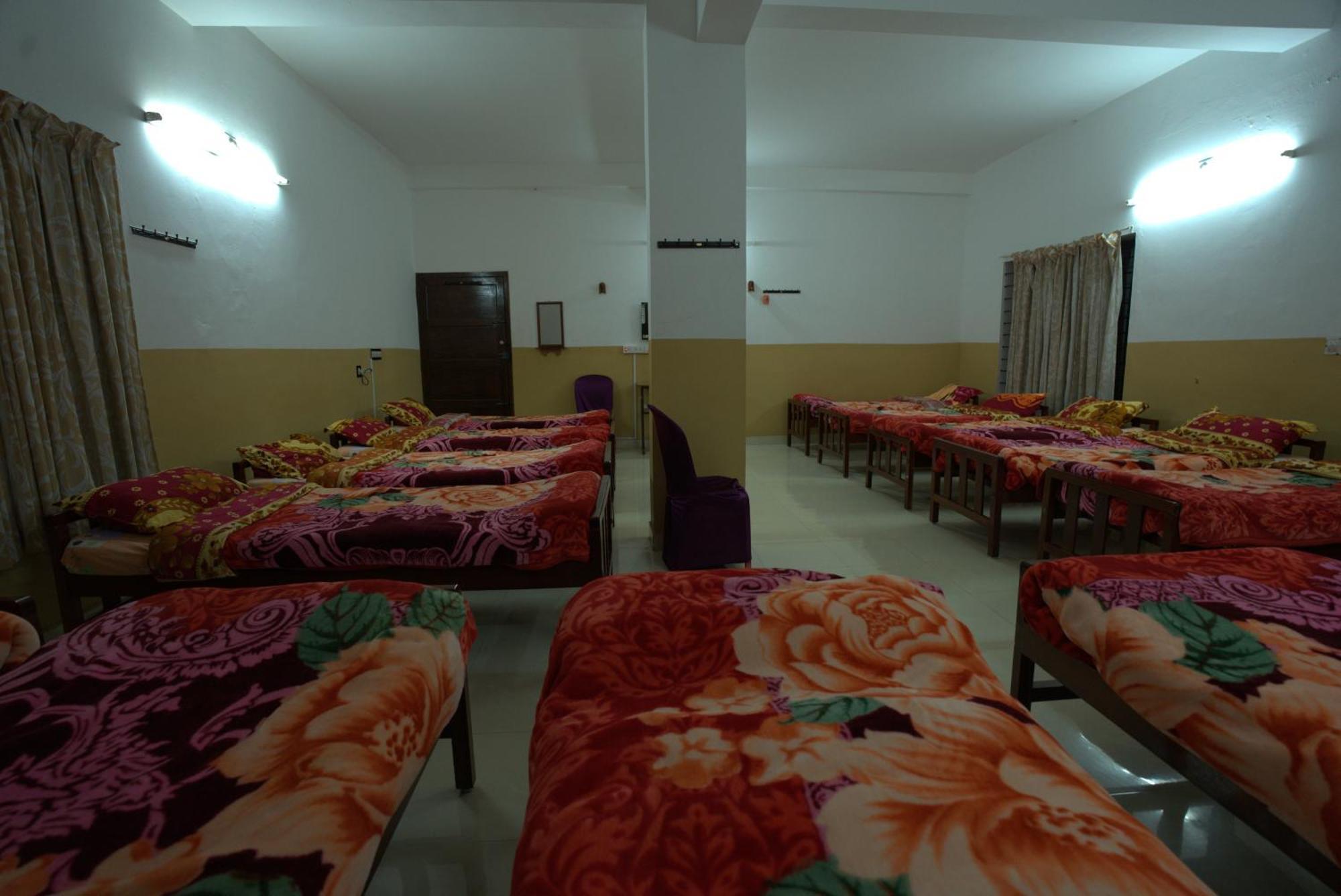 Hotel Ac Mist Munnar Esterno foto