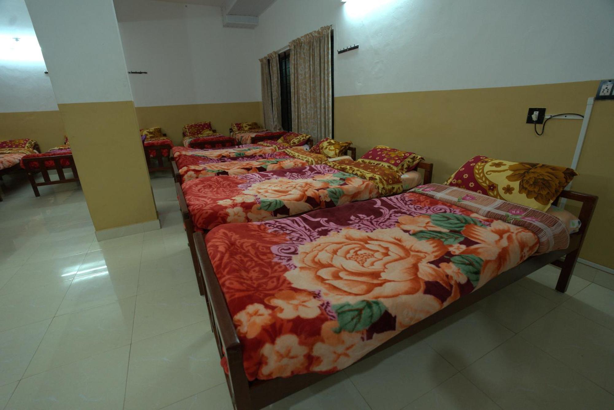 Hotel Ac Mist Munnar Esterno foto