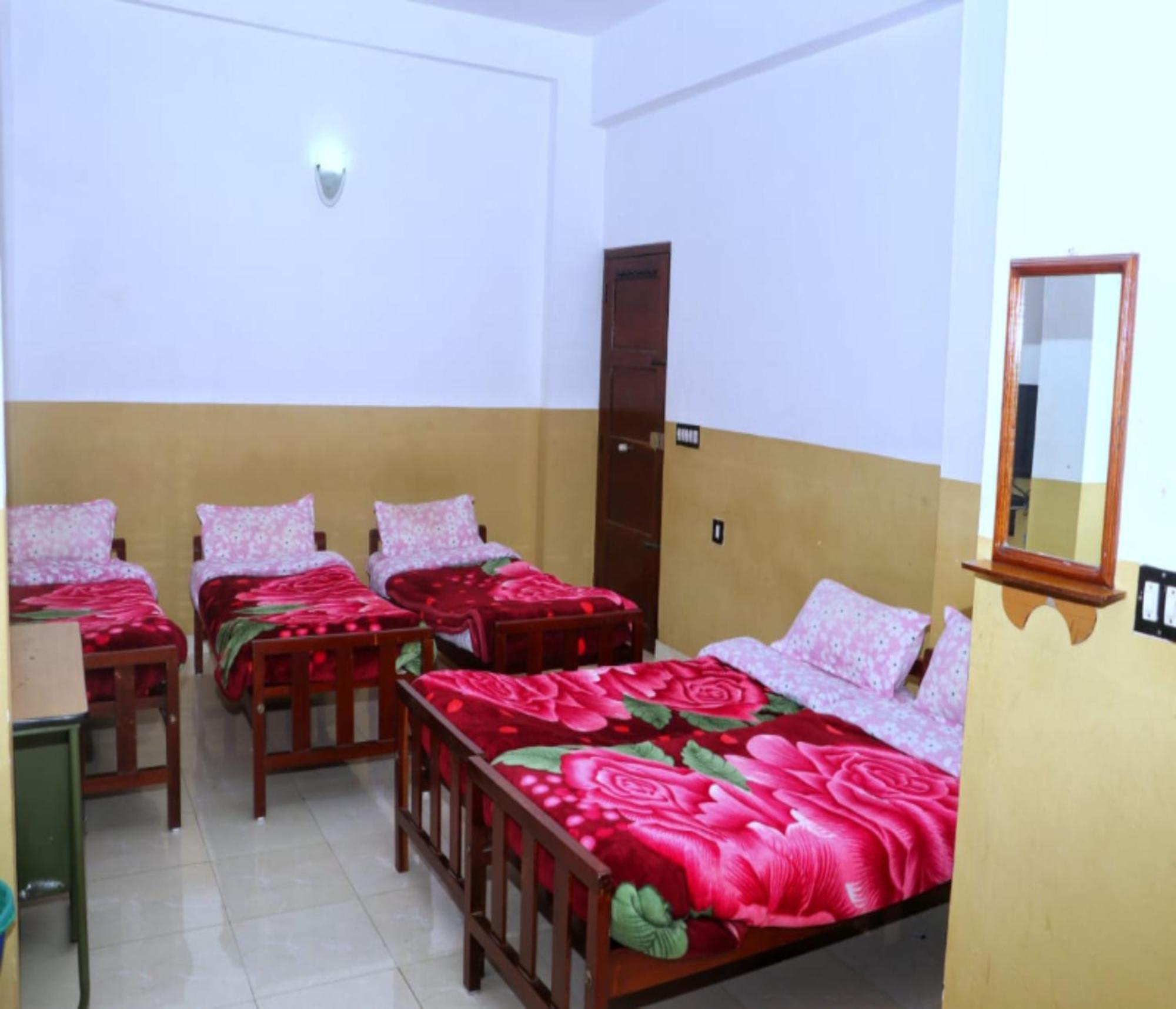 Hotel Ac Mist Munnar Esterno foto